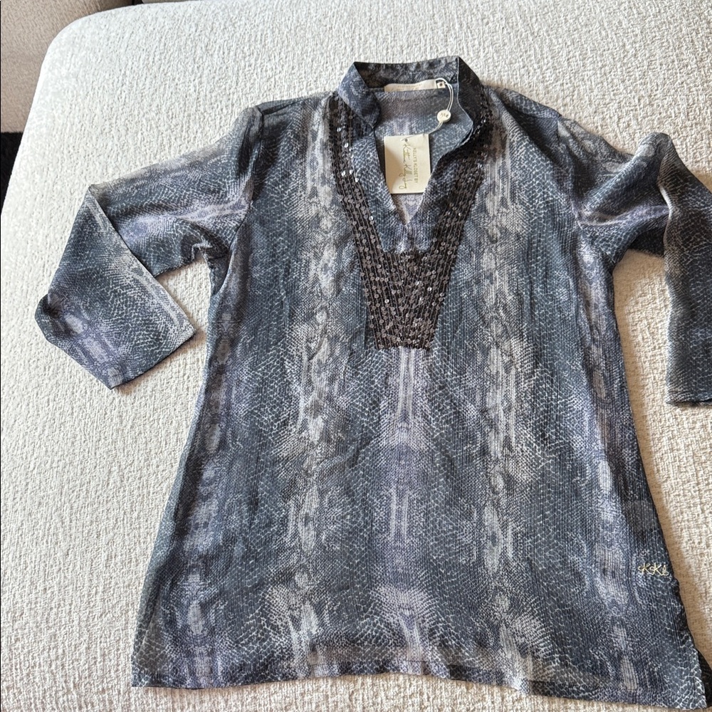 Chic Gray Patterned Women's Swim Coverup